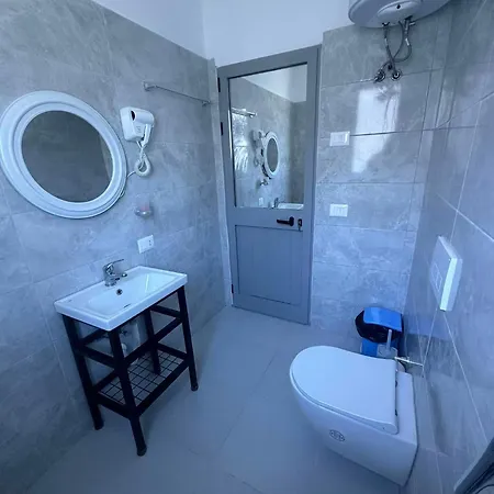 Deor Hotel *